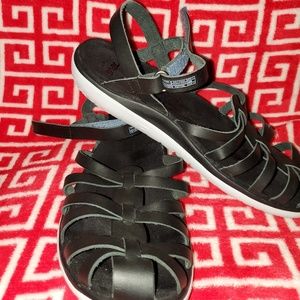 Teva Float Luxe